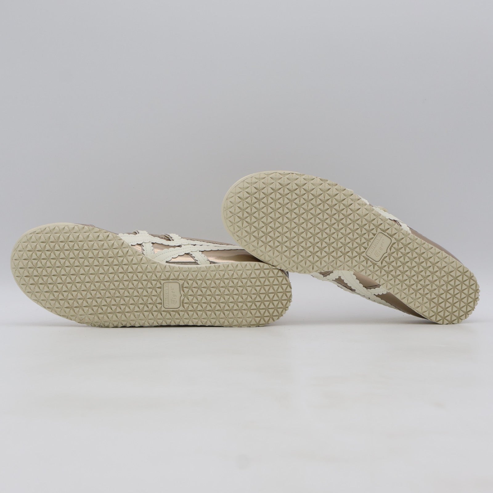 1182A708-250 Onitsuka Tiger Mexico 66 TGRS Champagne Cream (Women's)