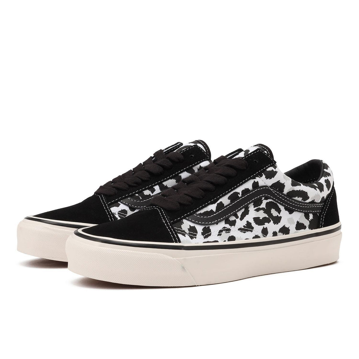 VN000D56BA2 Vans Premium Old Skool Leopard Black White (Men's)