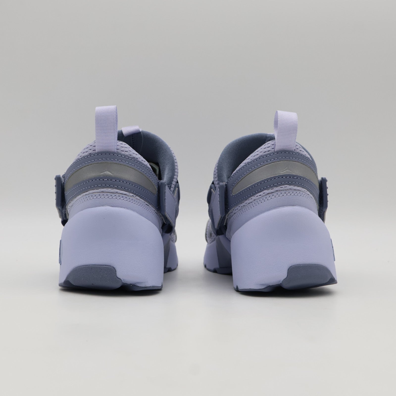 HQ2164-010 Nike Jordan Trunner LX Ghost Reflective Silver Ashen Slate (Women's)
