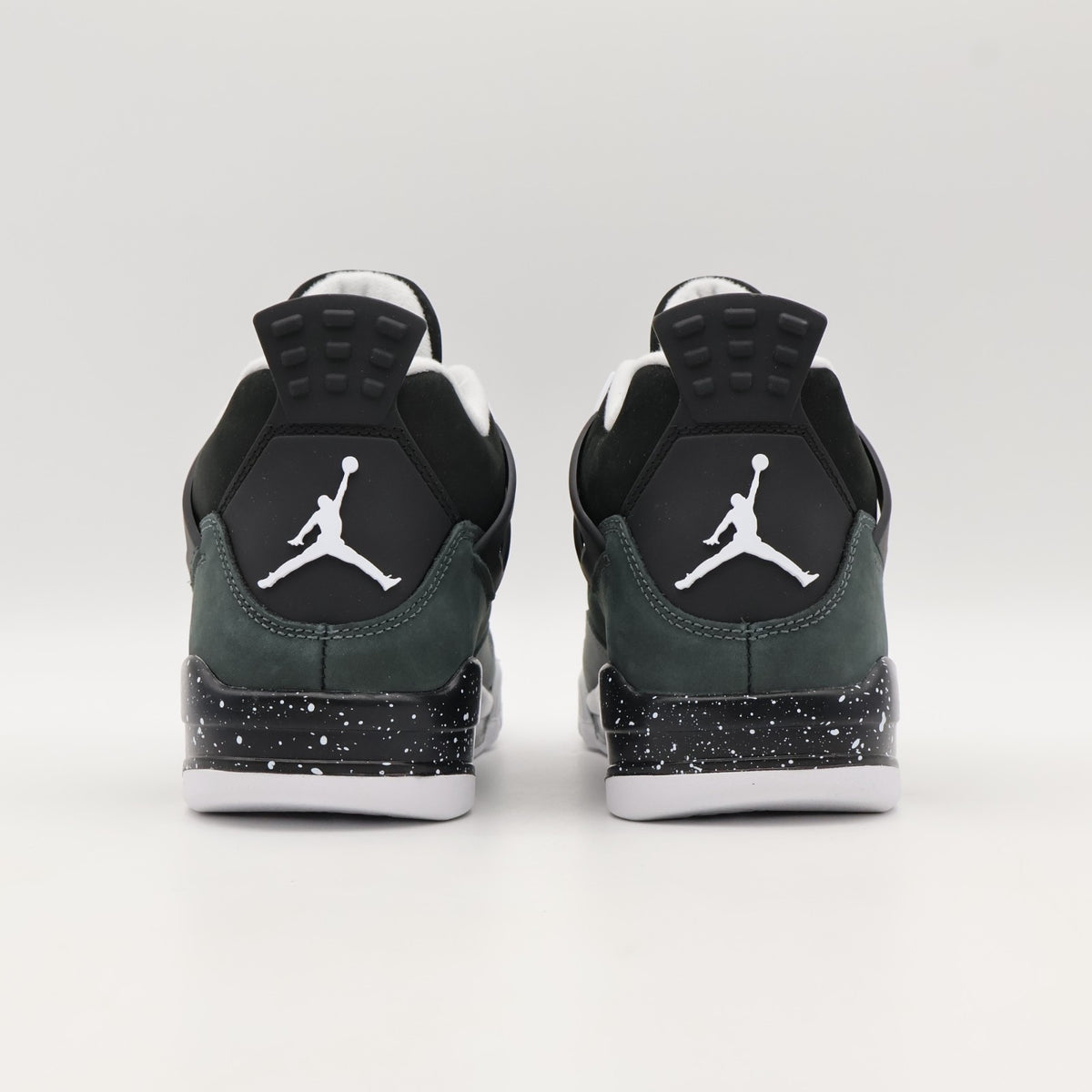 FQ8138-002 Nike Air Jordan 4 Retro Fear (Men's)