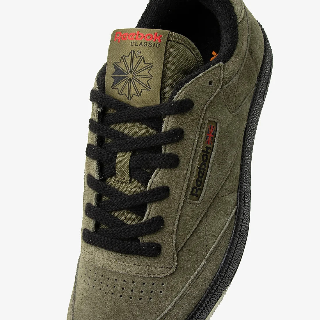 R00203 AVIREX Ã Reebok Club C 85 Vintage "Khaki" (Men's)