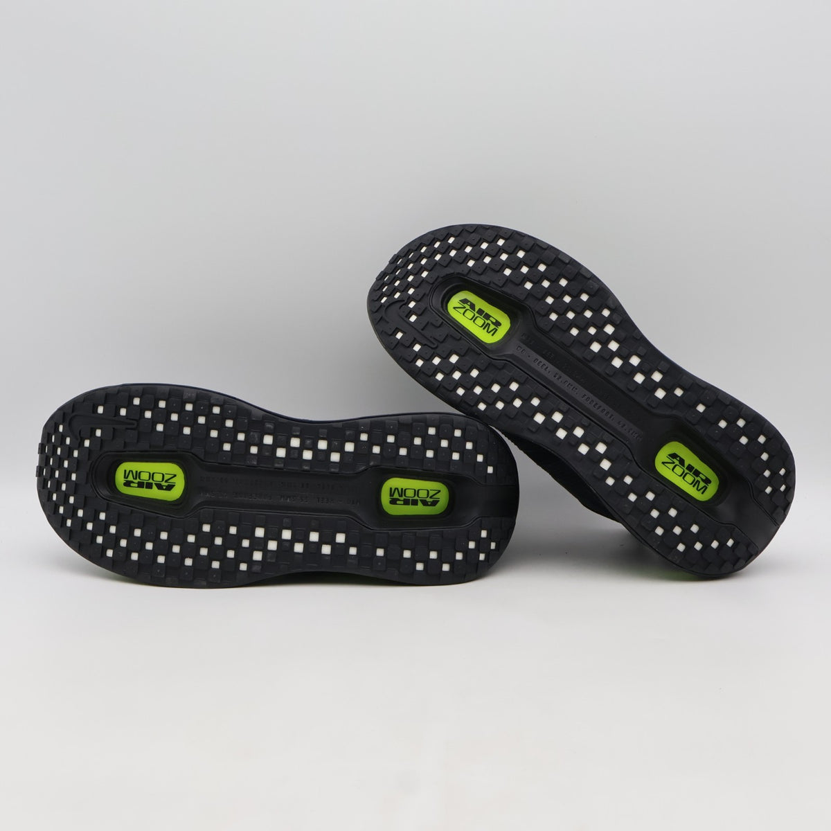 HQ2050-001 Nike Vomero Premium Black Coal Black Volt Iron Grey (Men's)