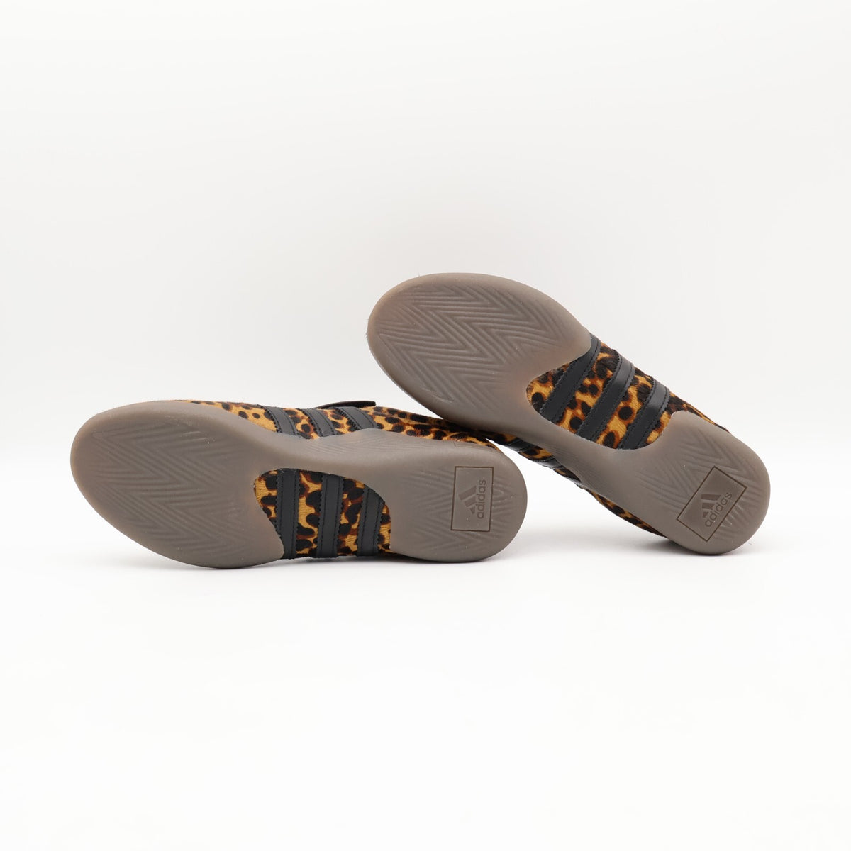 JS0298 adidas Taekwondo Mei Core Black Gum Five (Women's)