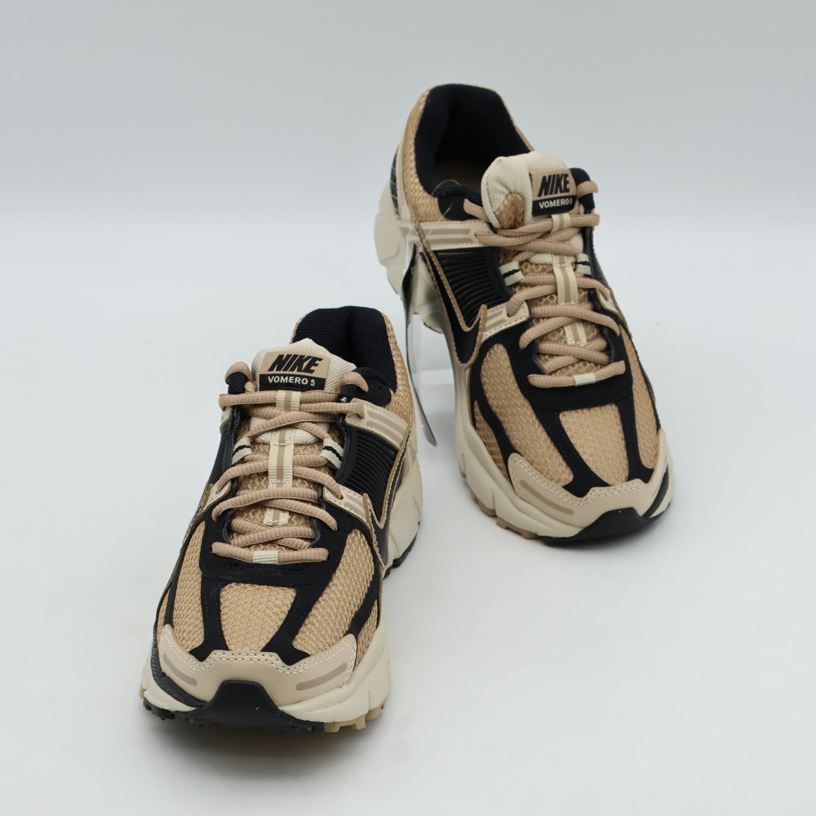 FJ2028-106 Nike  Zoom Vomero 5 Sanddrift (Women's)