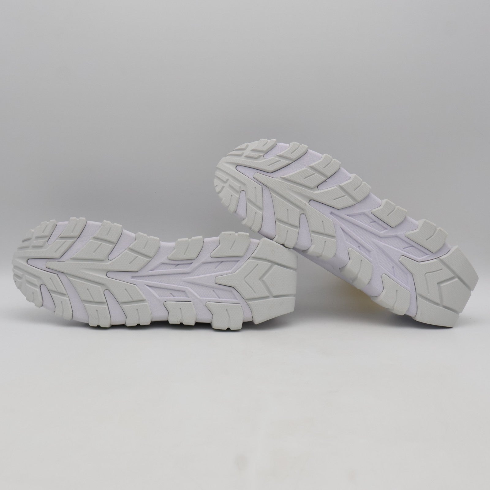 1183C450-100 ONITSUKA TIGER CRESTY FLEK WHITE WHITE (Men's)