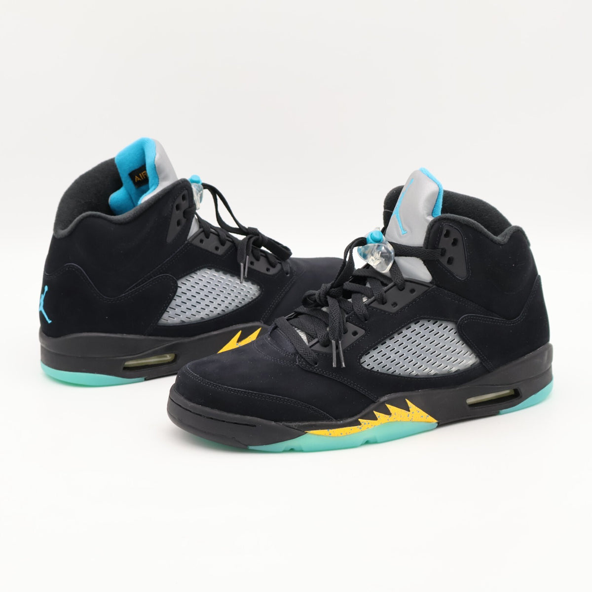 DD0587-047 Nike Air Jordan 5 Aqua Black Aquatone Taxi