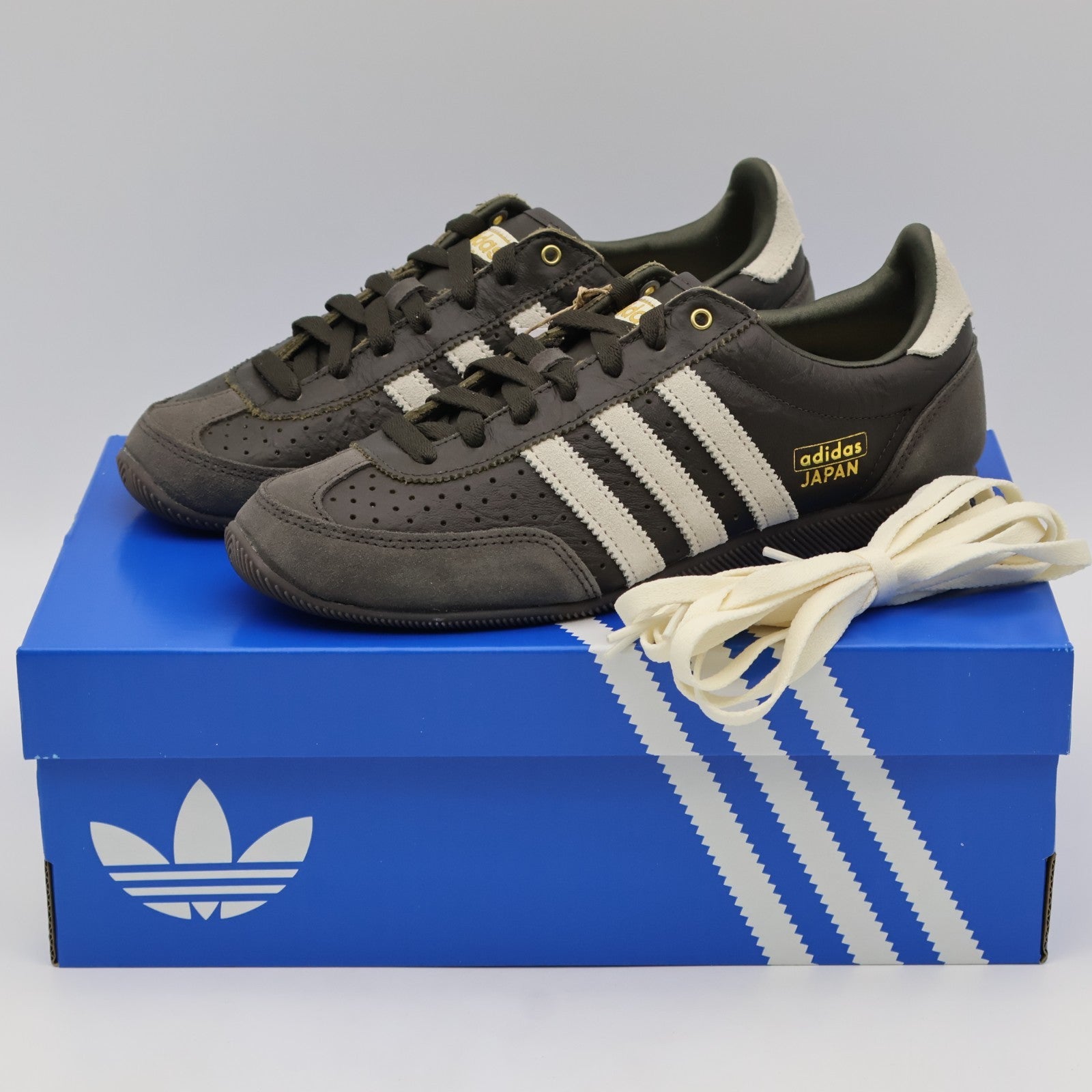 KI1198 adidas Originals Japan Shadow Olive Cream White Gold Metallic (Women's)