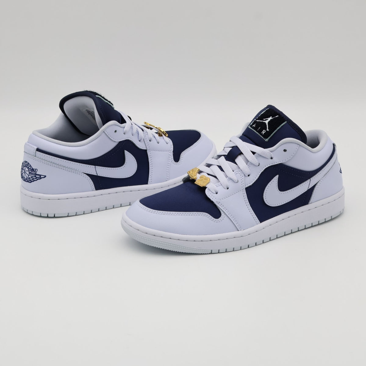 FZ8778-044 Nike Women's Air Jordan 1 Low Football Grey (Women's)