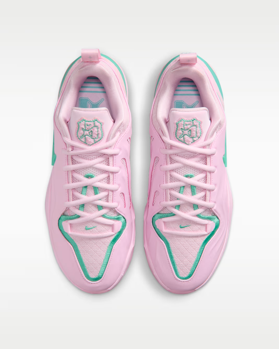 IH1136-602 Nike A'Two "Pinkies Up" EP A'ja Wilson Basketball Shoes (Women's)