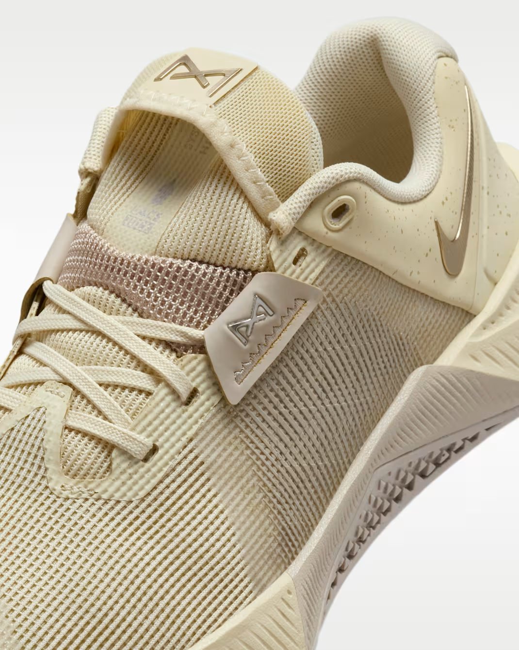 IB6544-200 Nike Metcon 10 SE Light Khaki Cream 2 (Women's)