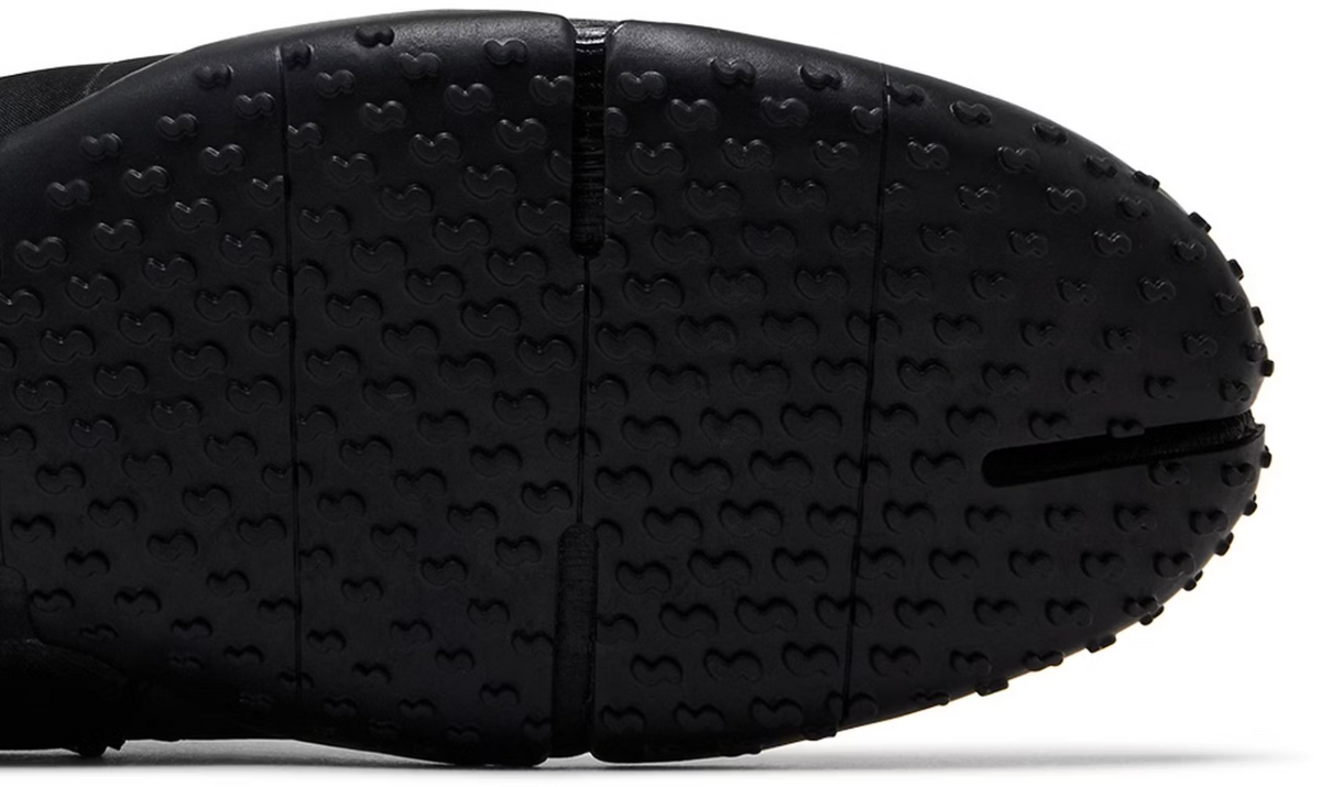 IQ7158-001 SKIMS Ã Nike Rift Mesh "Black" (Women's)