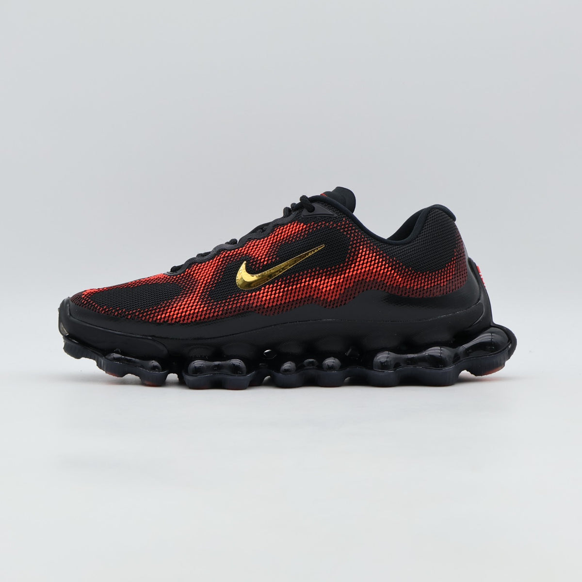 IQ7634-002 Nike Air Liquid Max "Black/Team Red" (Men's)