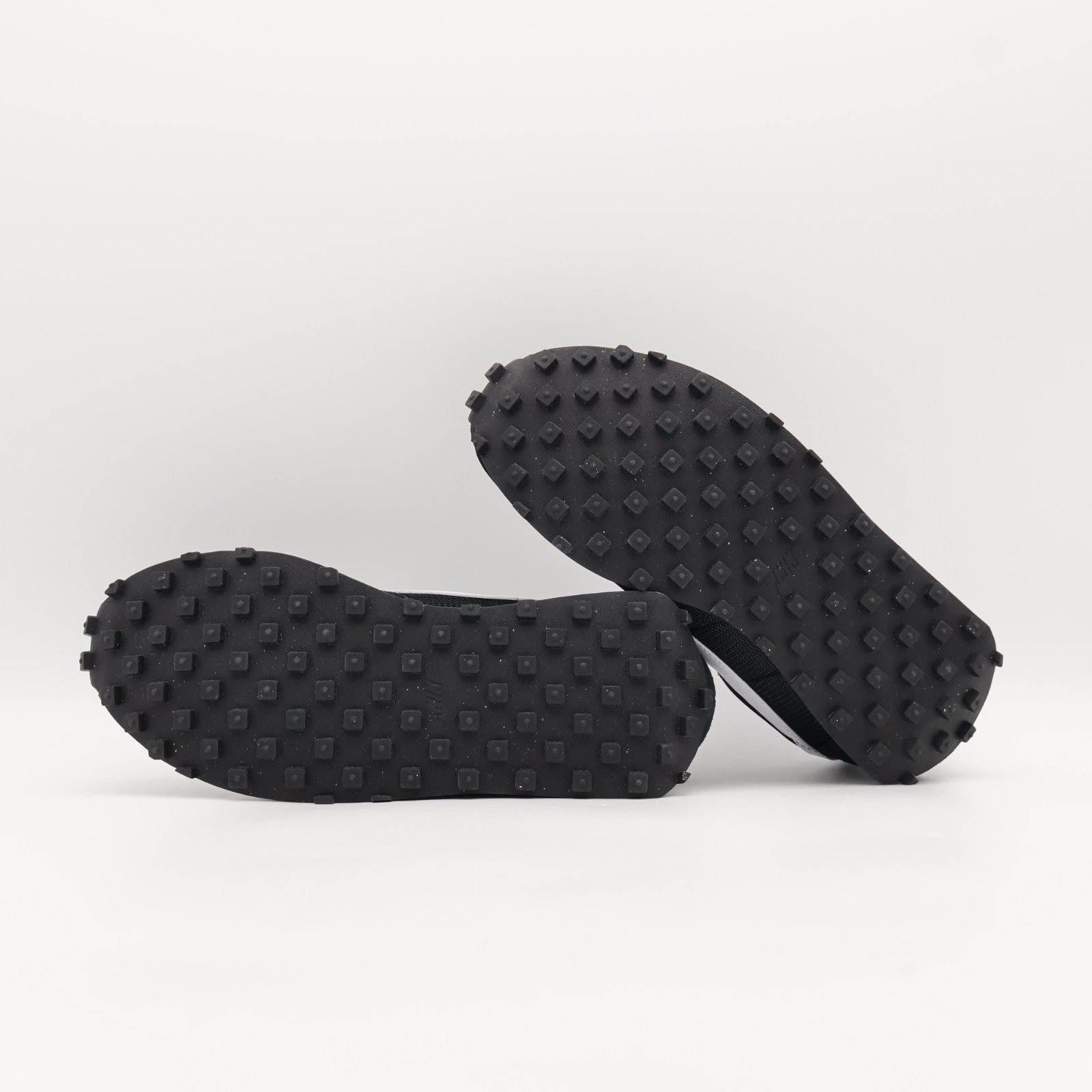HJ4687-002 Nike LD-1000 Black White (Men's)