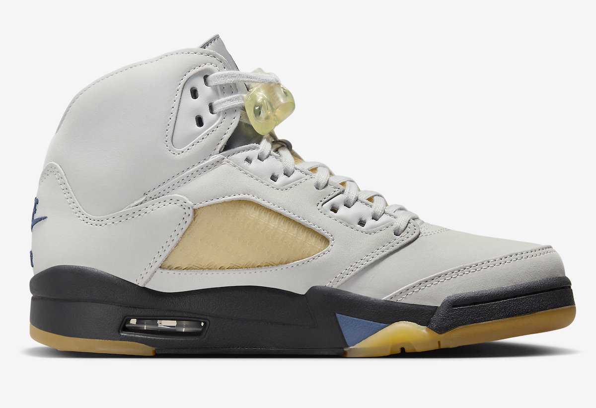 FZ5758-004 A Ma Maniere Nike Air Jordan 5 Retro SP Dawn (Women's)