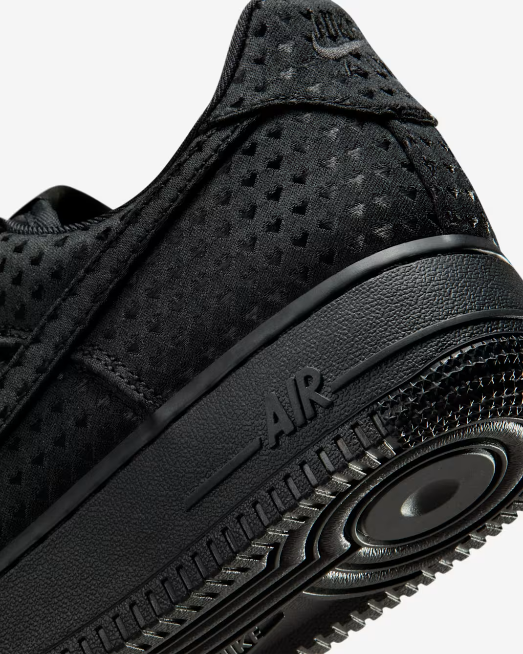 IQ9965-001 Nike Air Force 1 Low Valentineâs Day Triple Black (2026) (Women's)