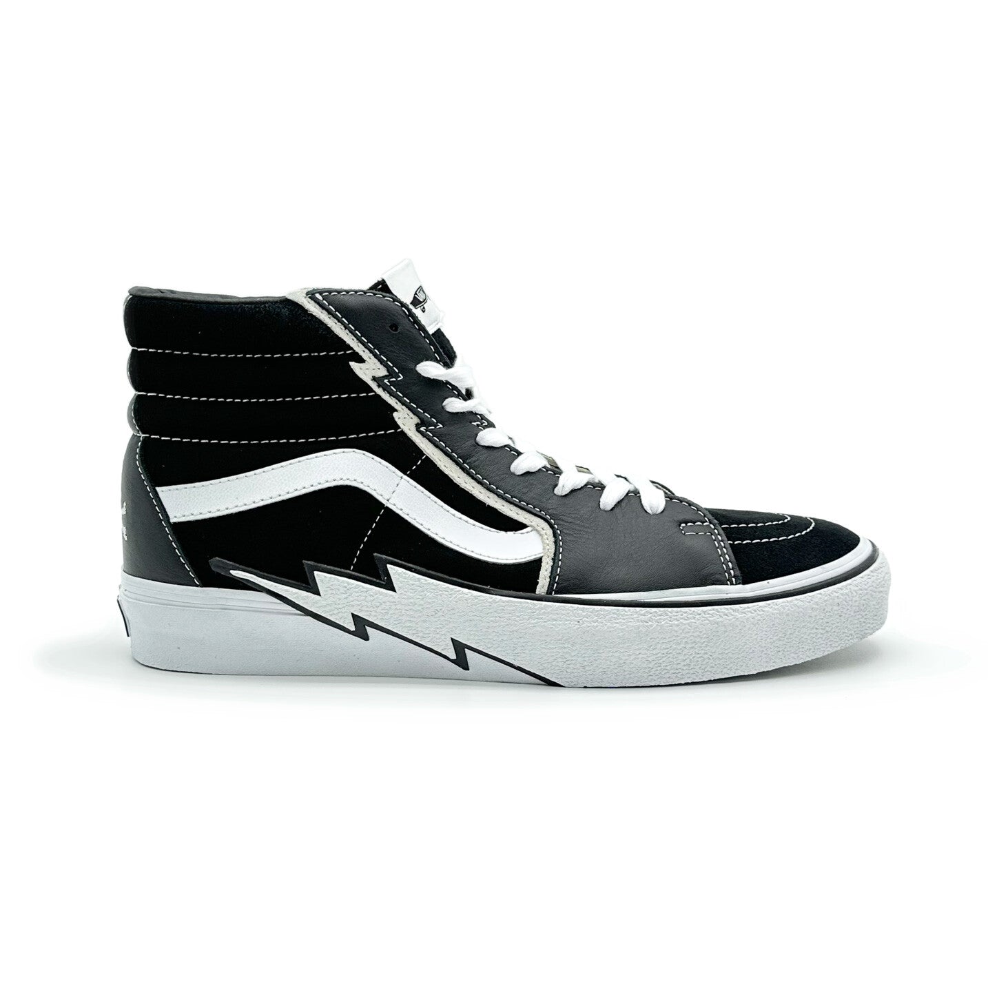 VN0007PSBLK1 MASTERMIND WORLD Ã Vault by Vans Sk8-Hi Bolt VLT LX