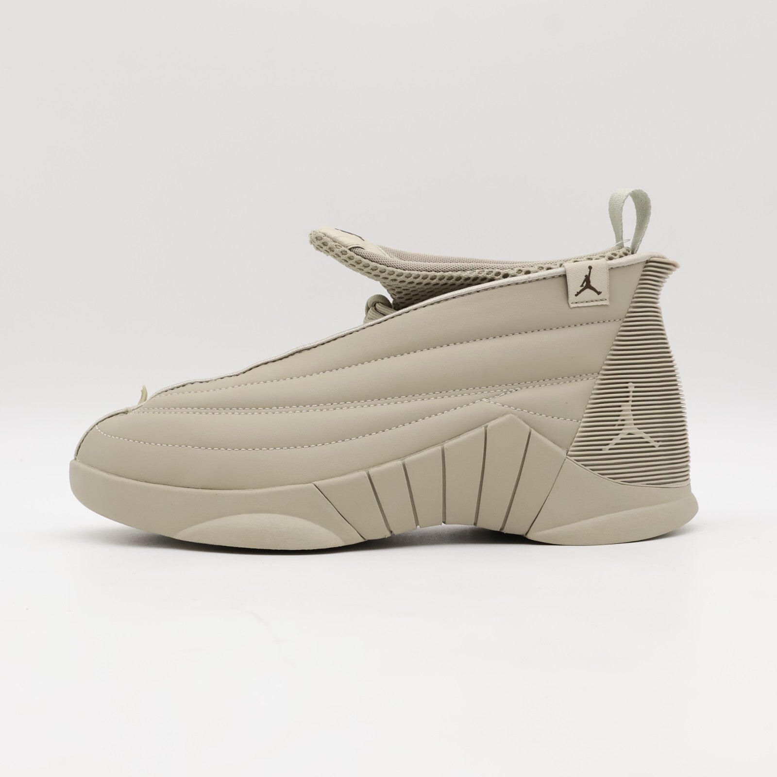 DN2863-200 Billie Eilish Ã Nike WMNS Air Jordan 15 SP