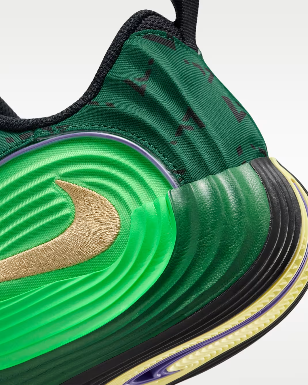 IM5130-300 Nike Giannis Immortality 5 "Gorge Green/Green Spark" (Men's)