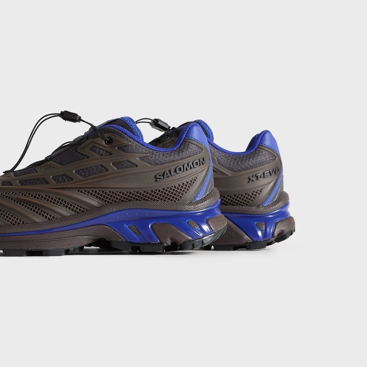 L45568900 KITH Ã Salomon XT-EVO "Black Coffee/Excalibur/Bluing" (Men's)