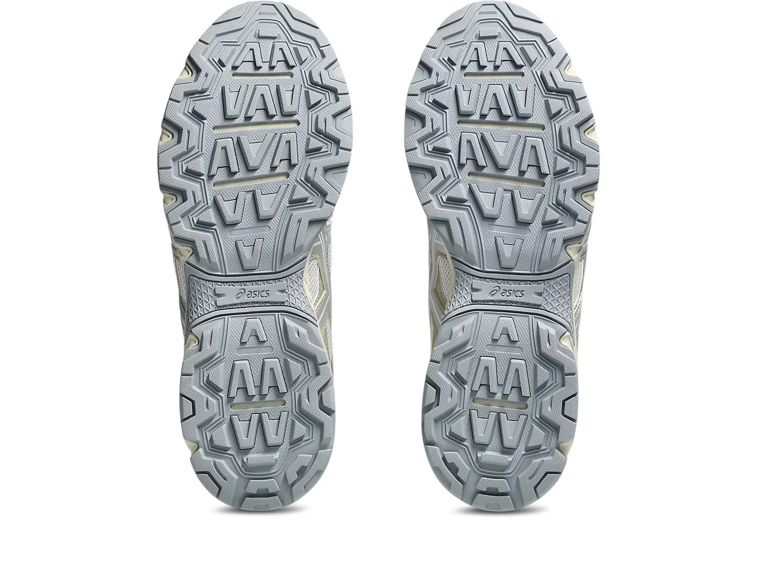 1203A536-108 Asics Gel-Nunobiki White Putty (Men's)