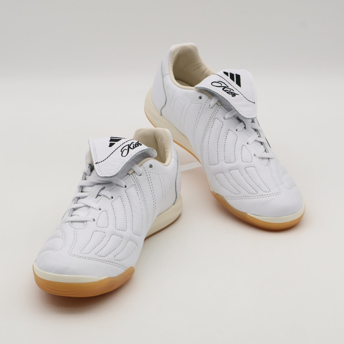 JS0727 Kith Ã adidas Football Predator 2002 IC White Black Gum (Men's)