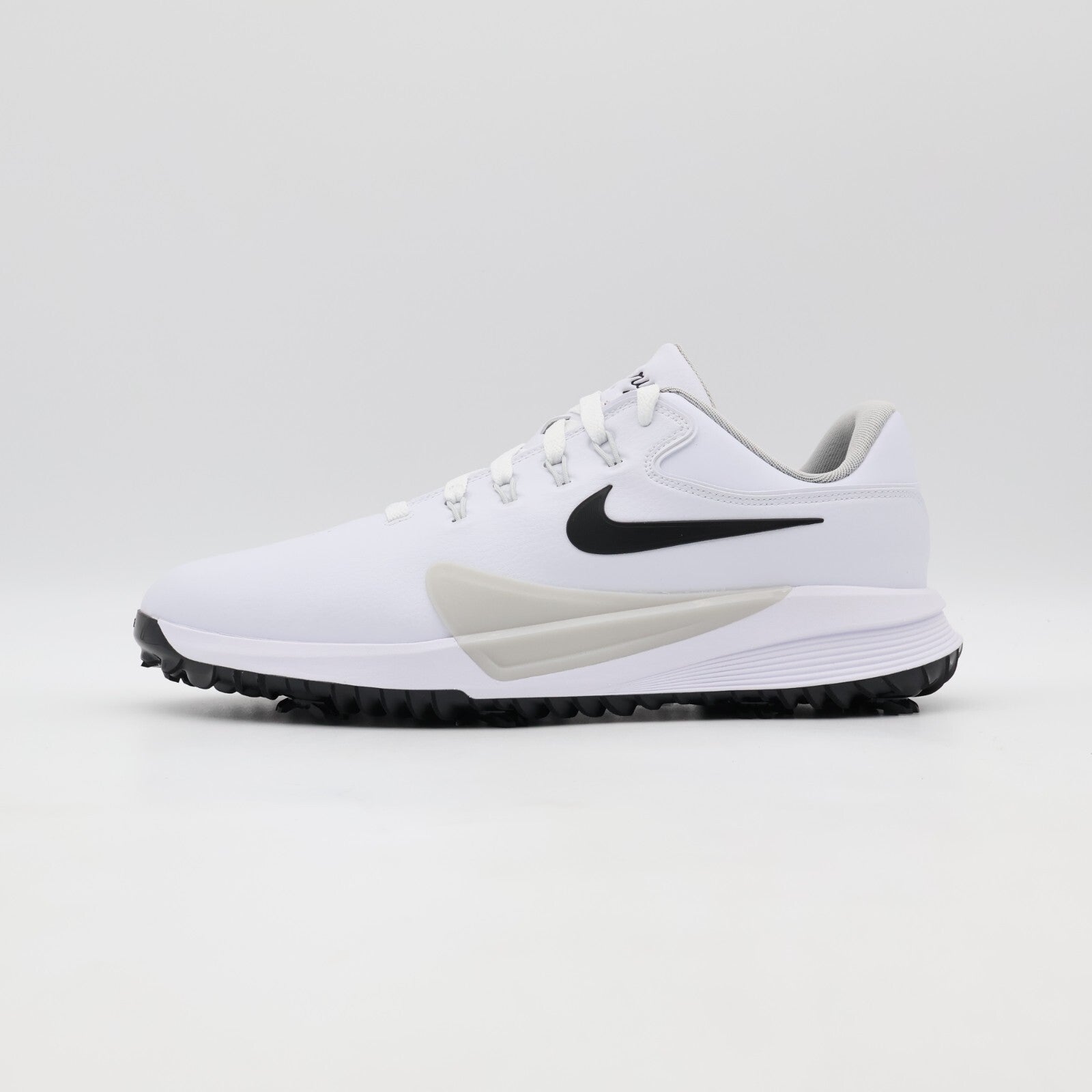 HM9220-100 Nike Victory Pro 4 White Photon Dust Black (Men's)