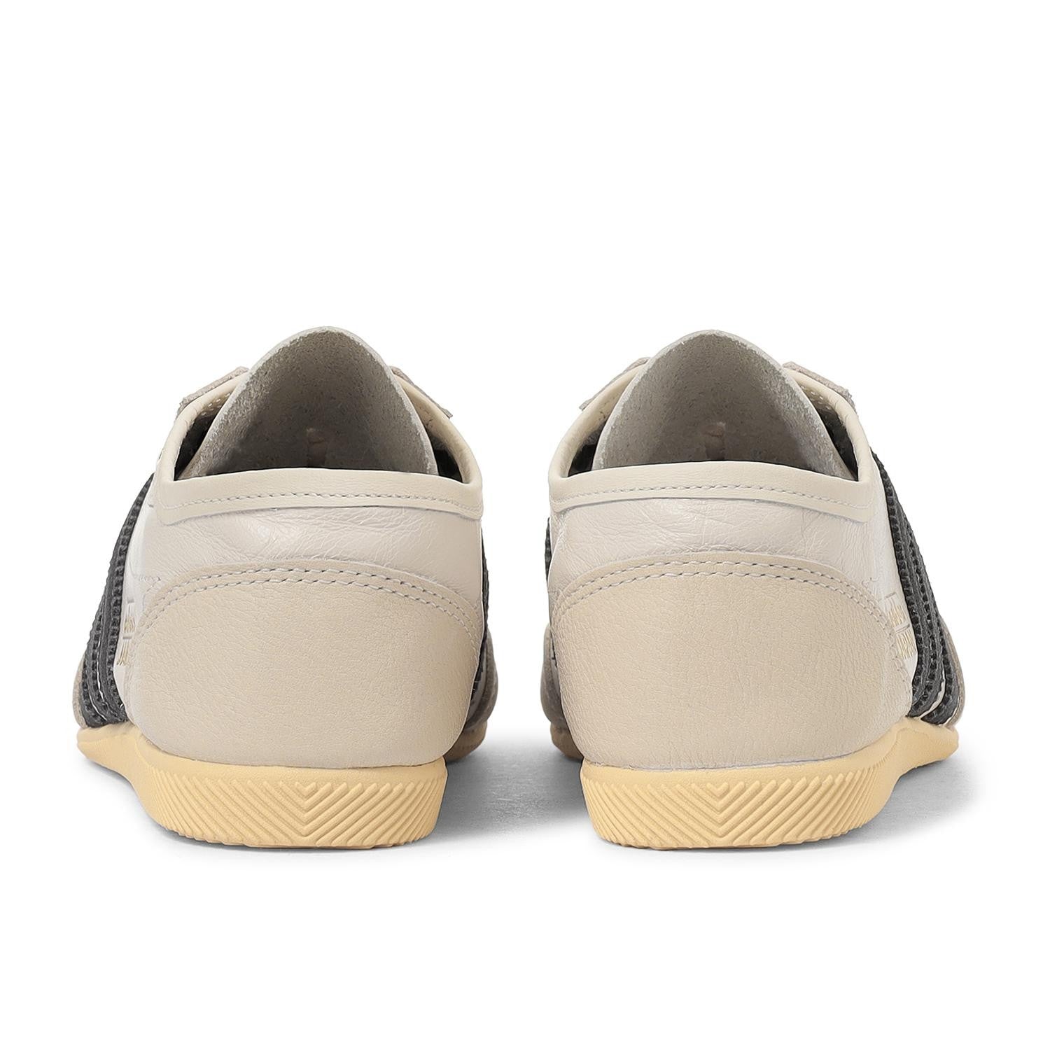 KJ6213 adidas Japan Decon Cream White Utility Black Orange Tint (Women's)
