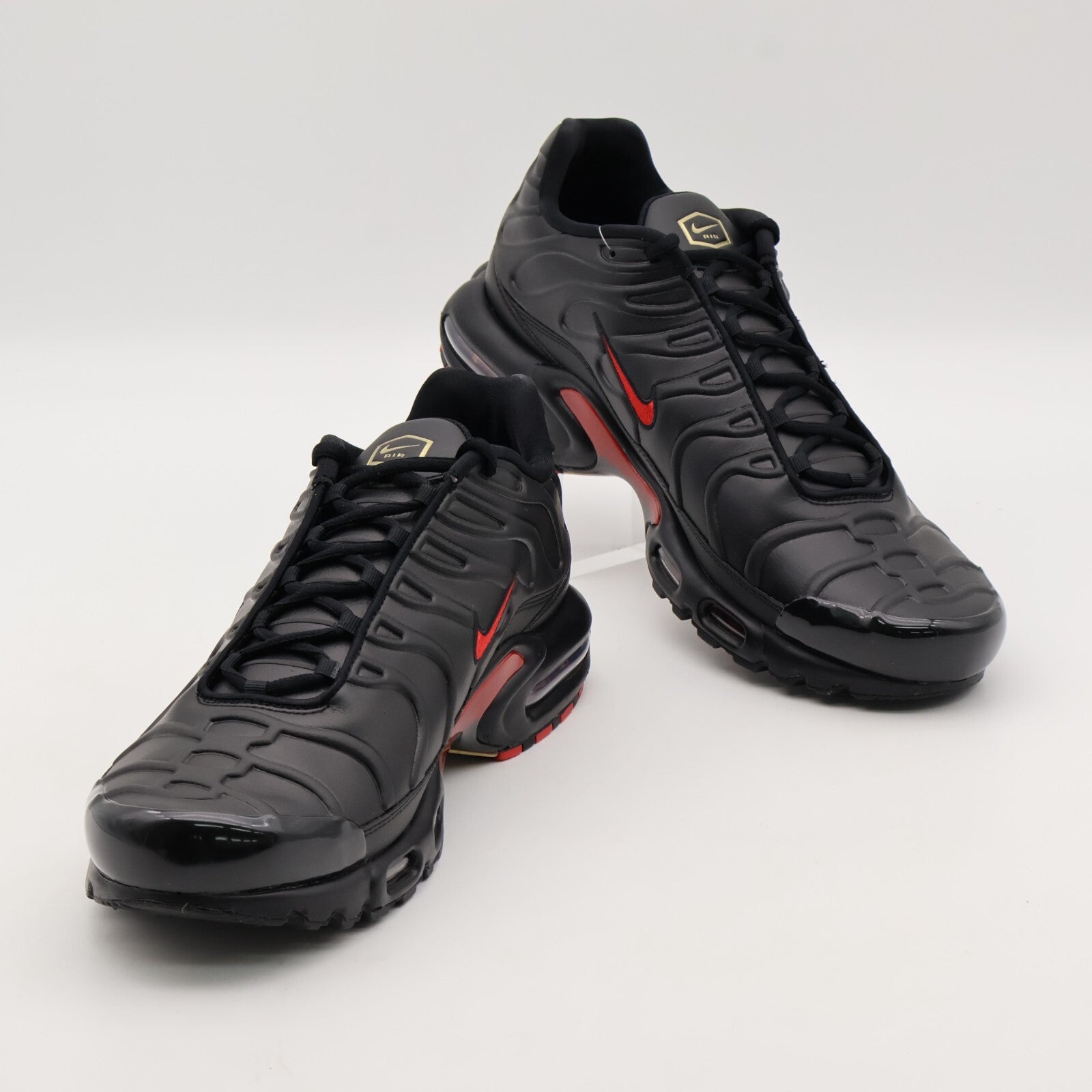FZ3038-001 Nike Air Max Plus Premium Black Metallic Gold University Red (Men's)