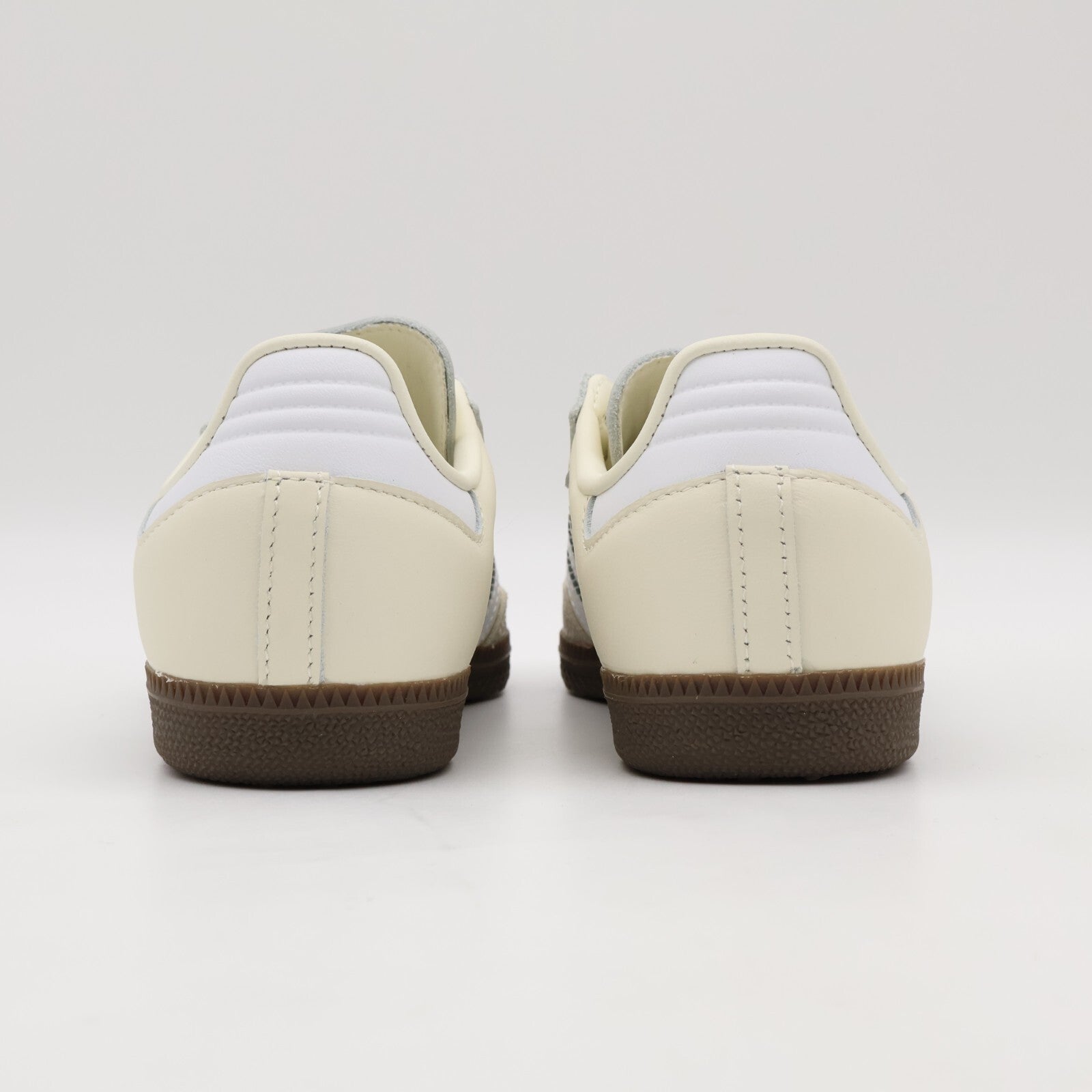 JR8166 adidas Originals Samba OG Off White Cloud White Wonder (Women's)