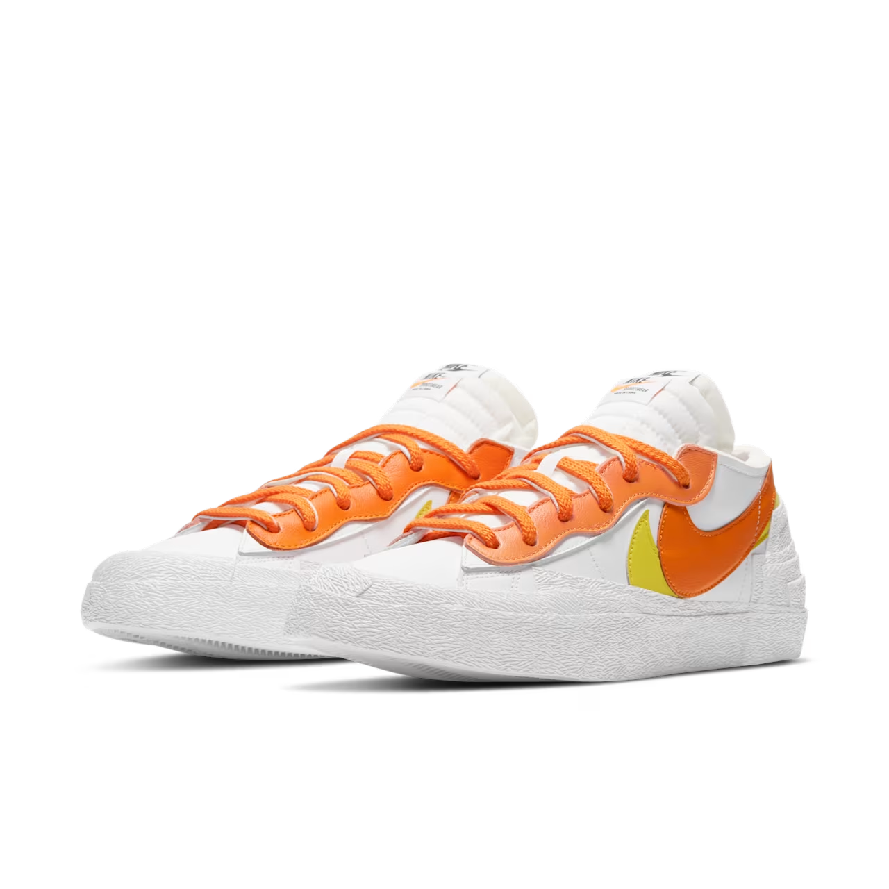 DD1877-100 SACAI Ã NIKE BLAZER LOW MAGMA ORANGE (Men's)
