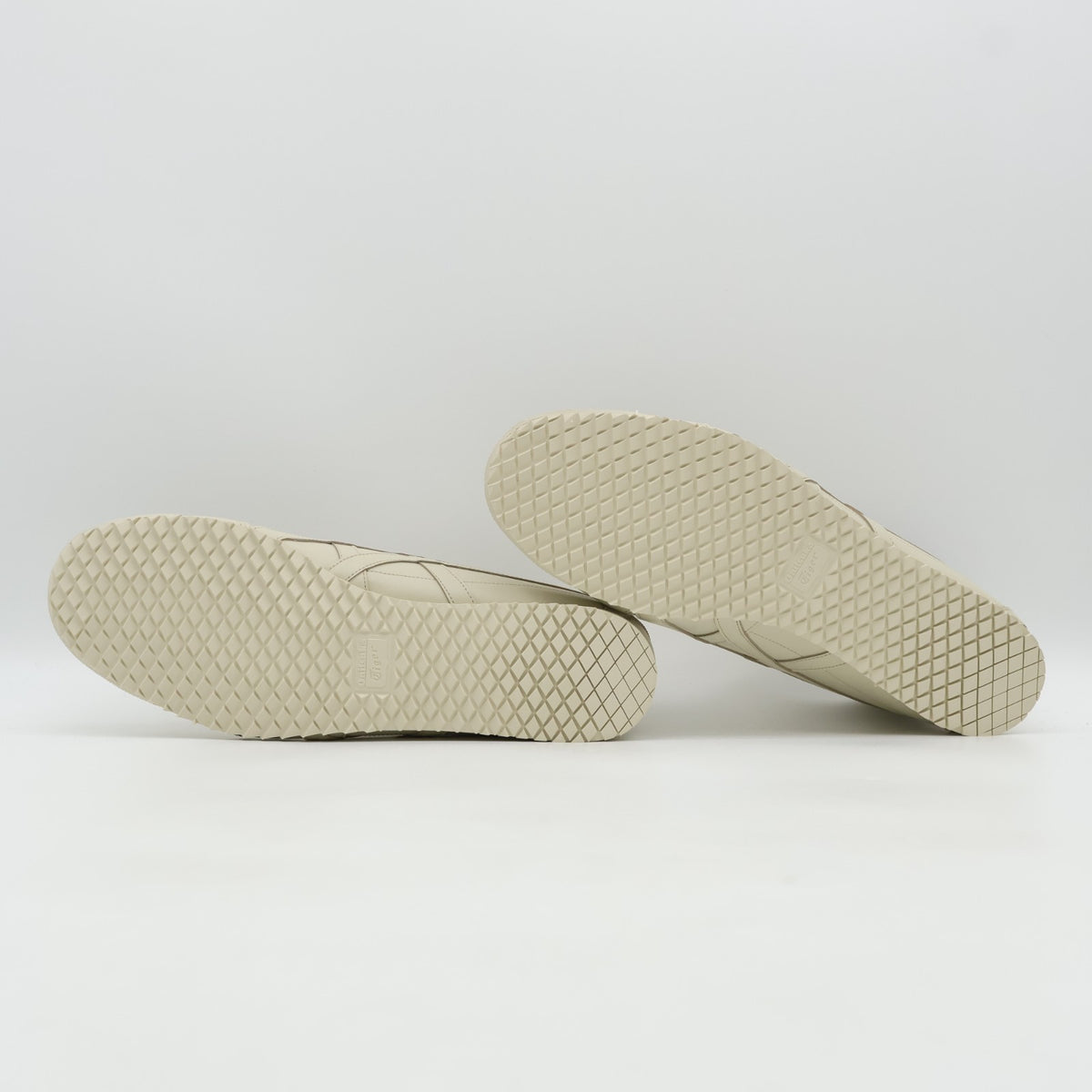 1183C347-250 Onitsuka Tiger Mexico 66 Cactful-S Beige (Men's)