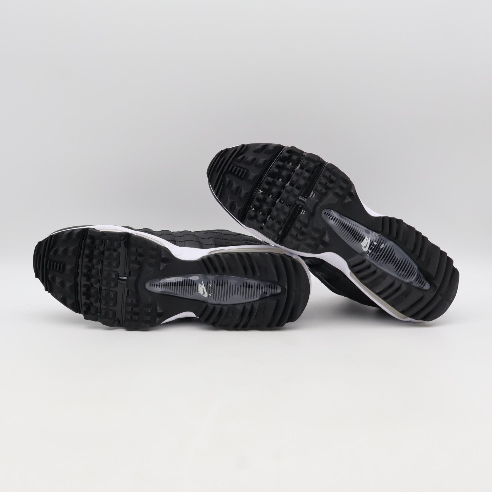HV4696-002 Nike Air Max 95 Golf Black White (Men's)