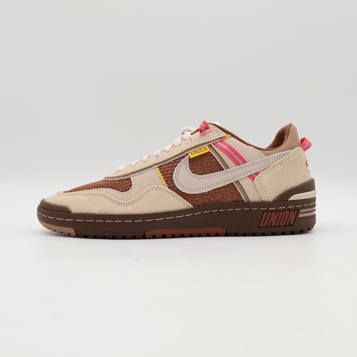 FQ9003-200 UNION Nike Field General SP Guava (Men's)