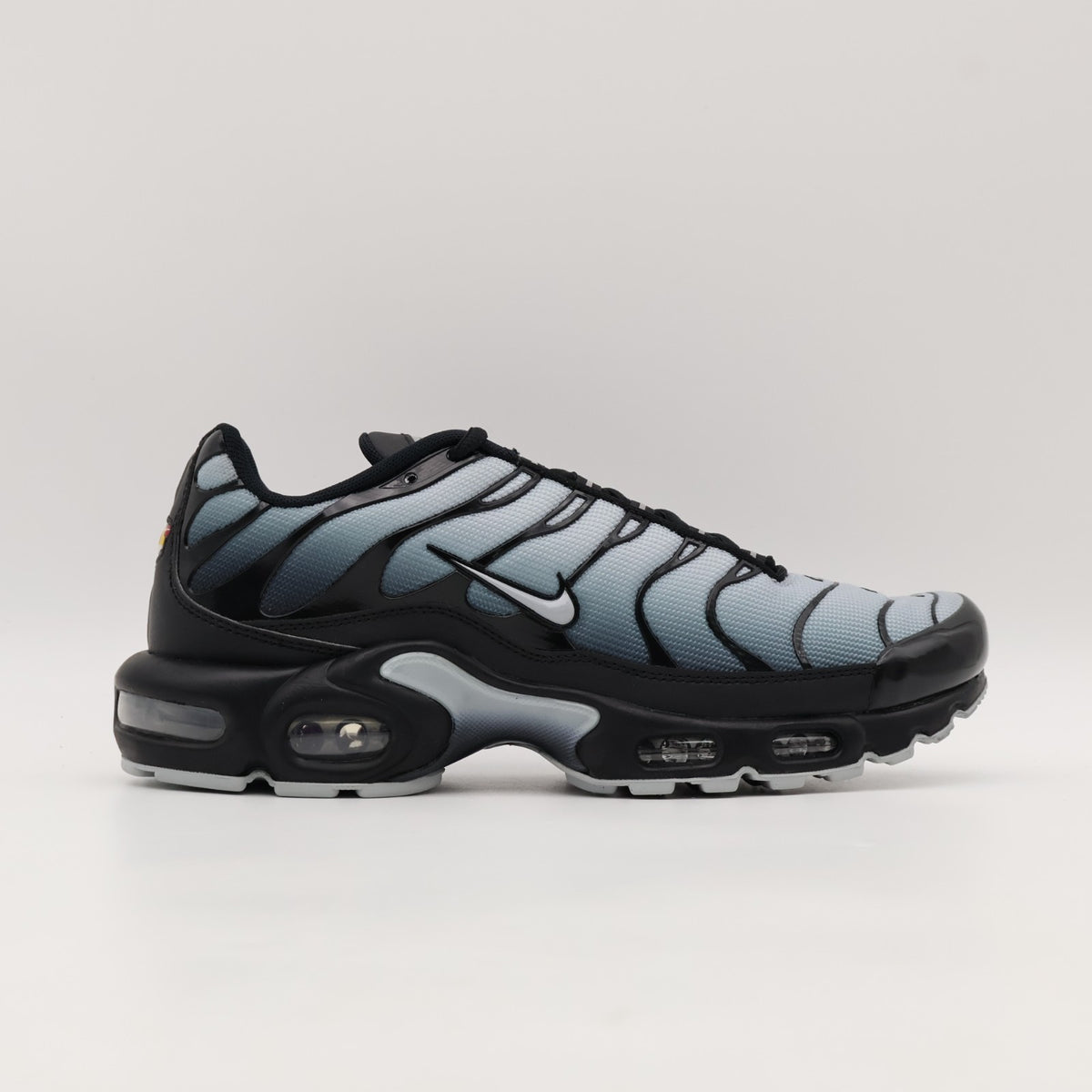 IO0657-001 Nike Air Max Plus Black Wolf Grey (Women's)