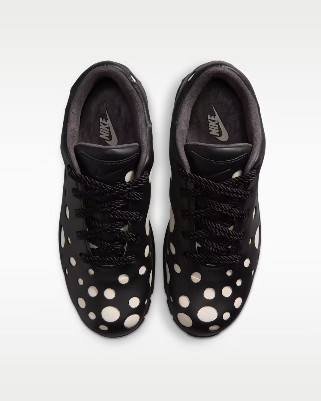 ir2174-100 NIKE AIR MAX GOADOME LOW QS (Men's)