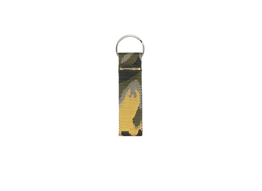 Supreme Webbing Keychain Yellow Camo (23SS)