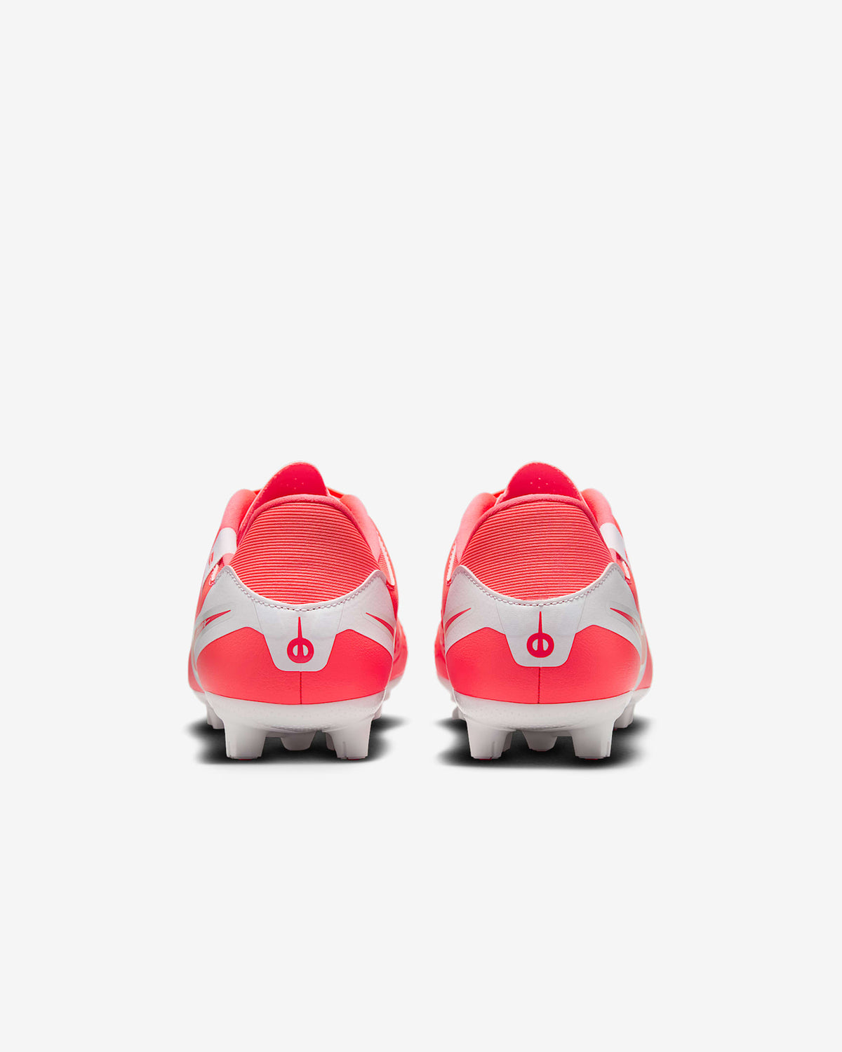 DV4339-800 Nike Tiempo Legend 10 Academy Copa White (Men's)