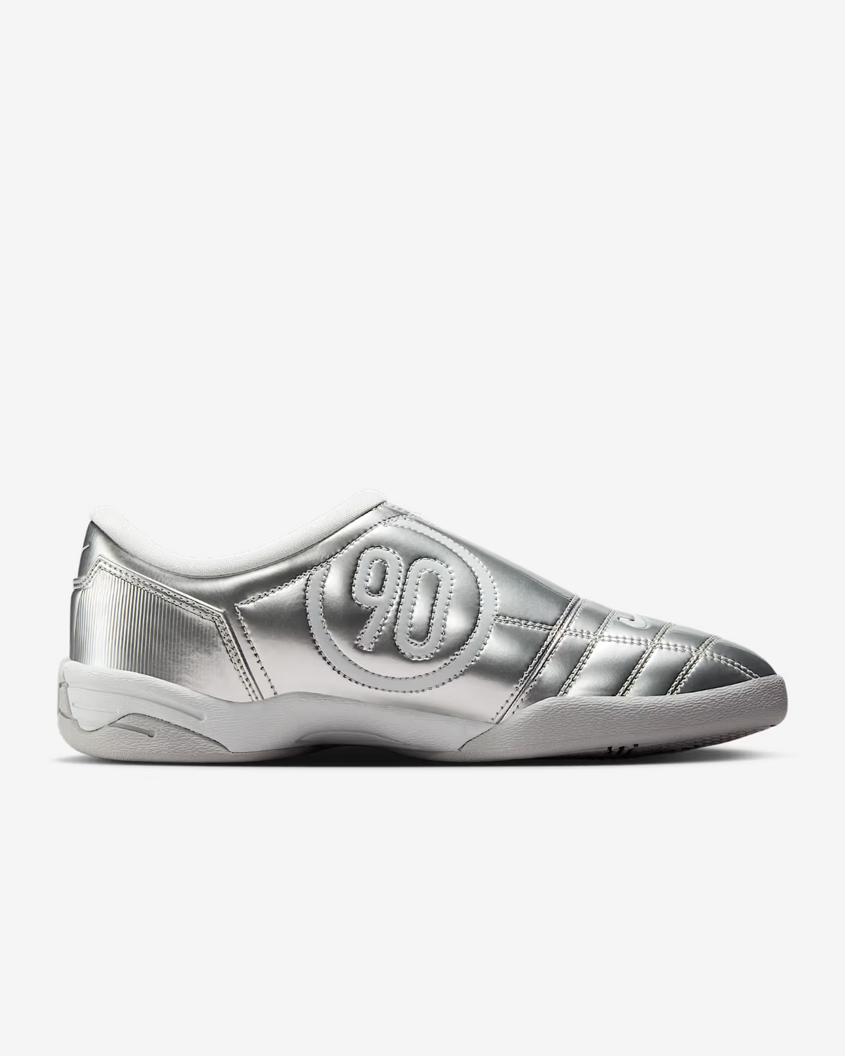 II9792-011 Nike Total 90 3 Metallic Platinum (Women's)