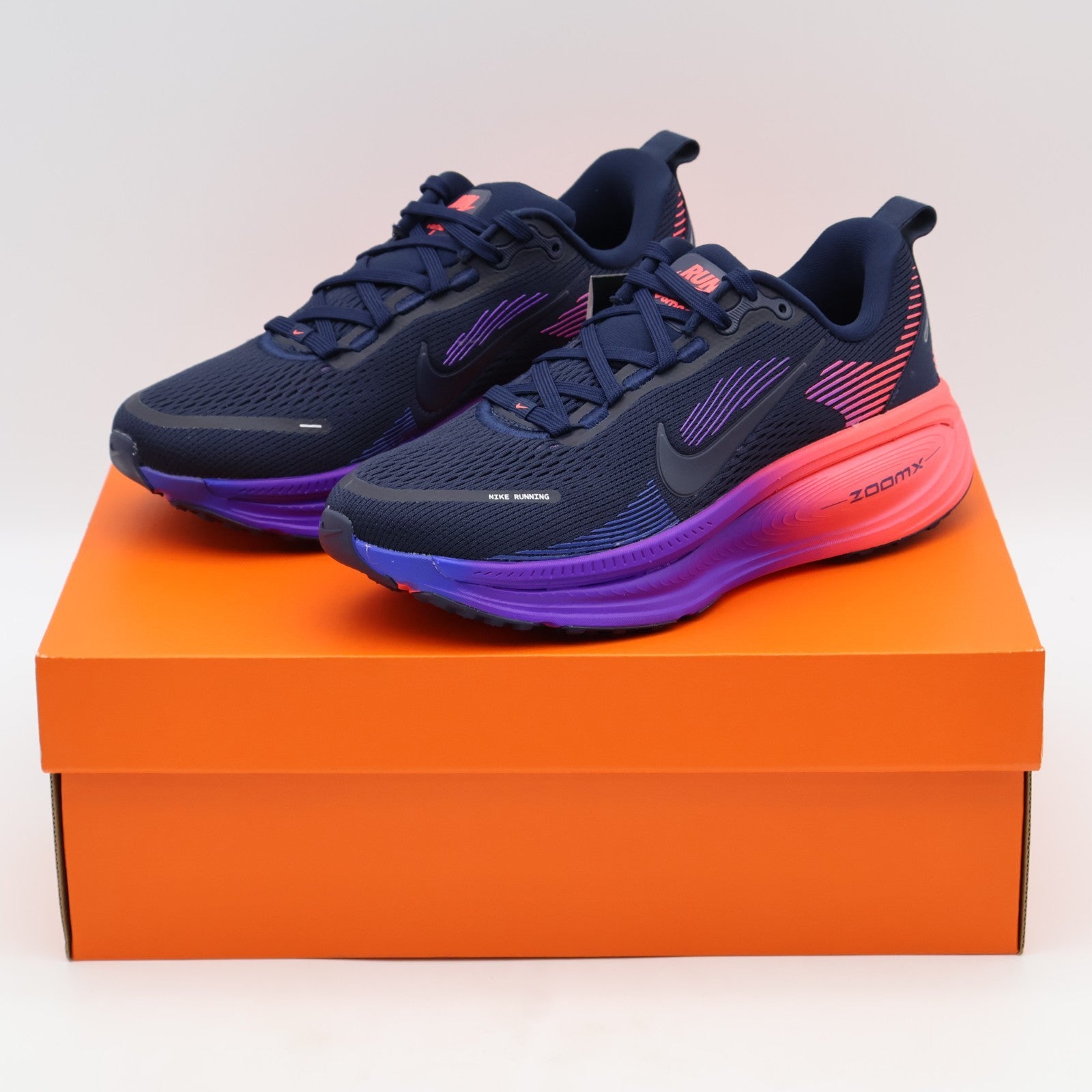 IR0784-451 Nike Vomero 18 Obsidian Purple Dynasty Flash Crimson (Women's)