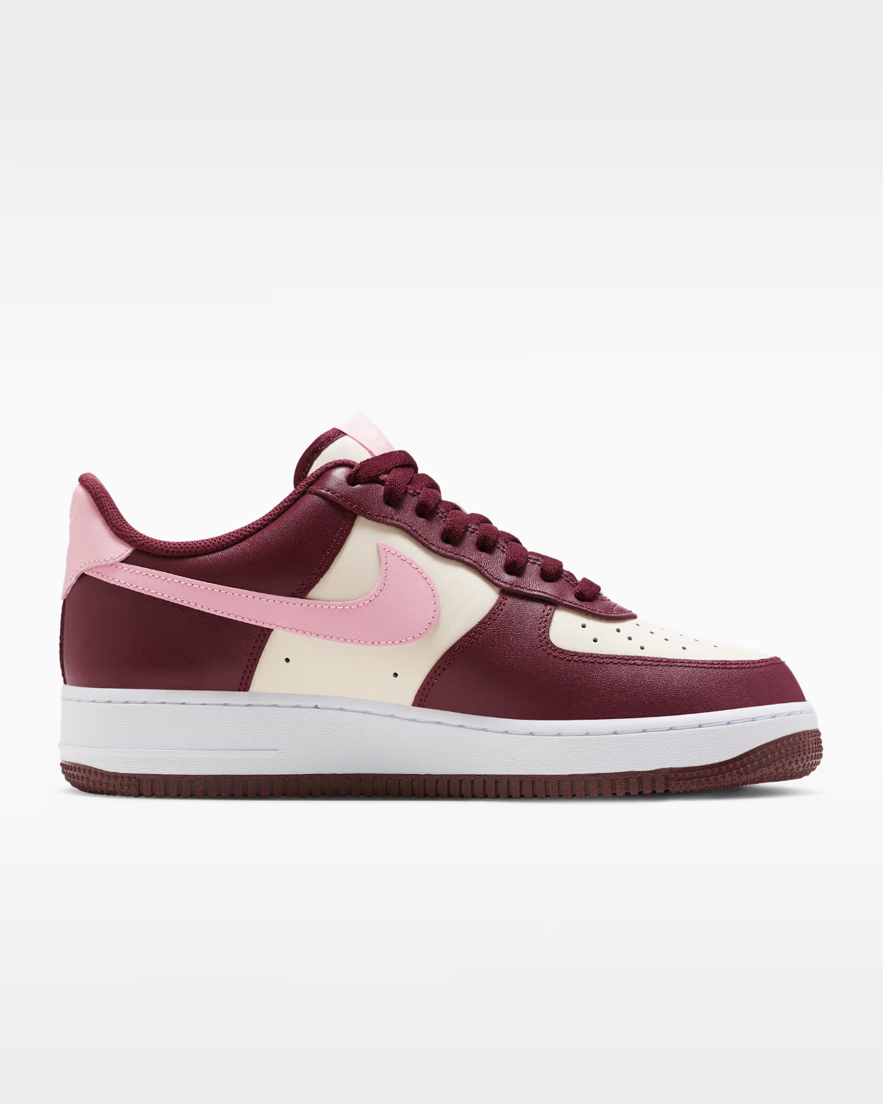 FD9925-161 Nike Air Force 1 '07 "Pale Ivory/Night Maroon" (Men's)