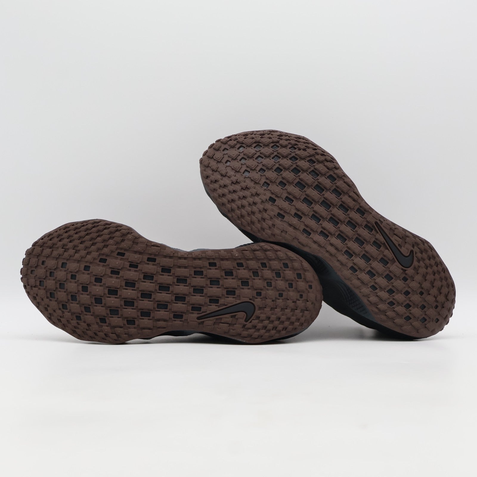 DX4215-206 Nike Ava Rover Earth Black Dark Smoke Grey (Men's)
