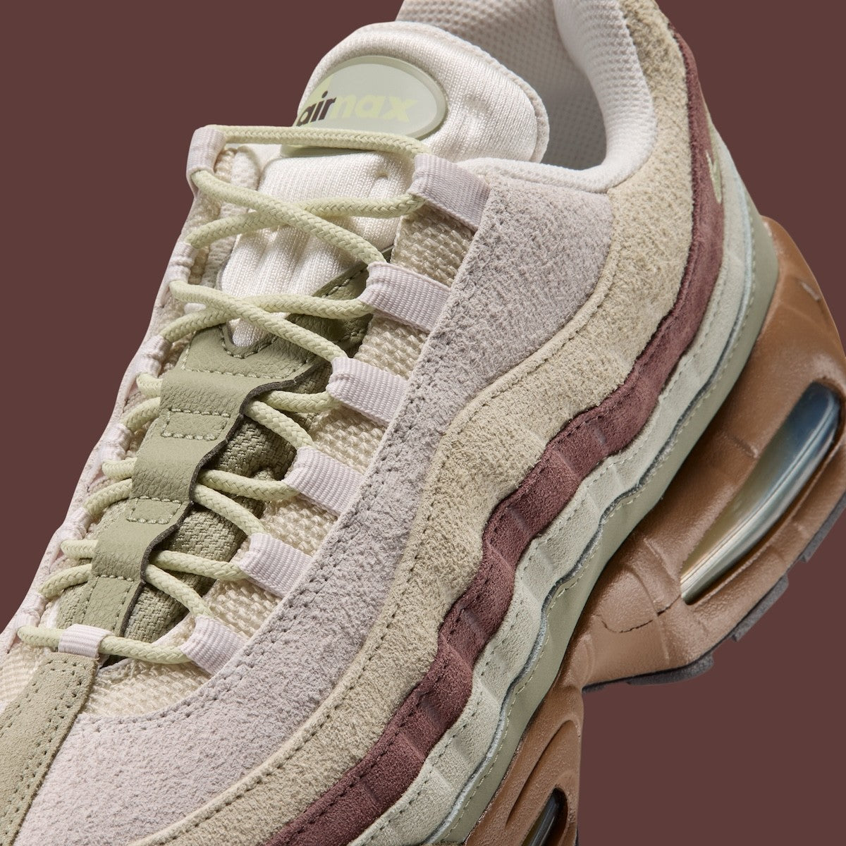 IZ6187-032 Nike Air Max 95 "Phantom/Dark Hazel"