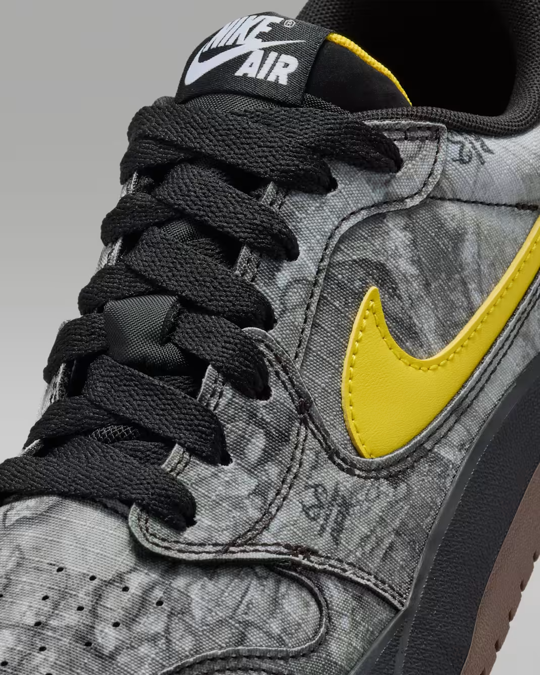 IV2877-900 Nike Jordan Strada Realtree "Multicolor/Bright Citron" (Men's)