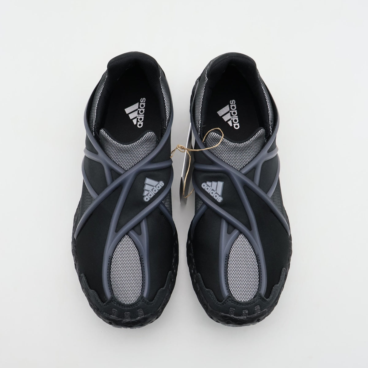 JR0830 adidas Zponge Flux Carbon Iron Metallic Core Black (Men's)