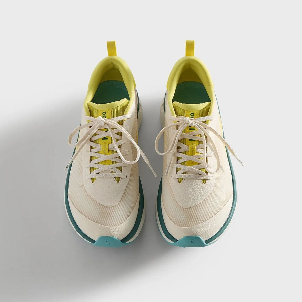 3MG31190980 KITH x On K-Tech 3 "Ivory/Storm" (Men's)