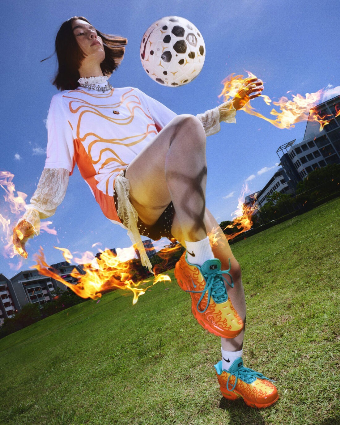 IW1283-800 One Piece Ã Nike Air Max Plus "Devil Fruits/Mera Mera" (Men's)