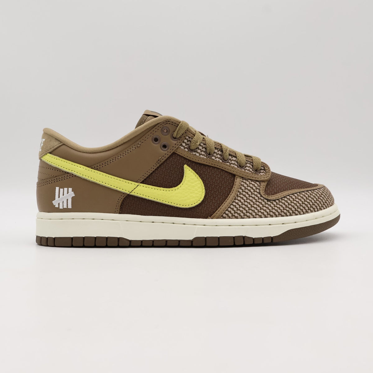 DH3061-200 Nike Dunk Low SP x Undefeated Brown Canteen Lemon Frost Palomino