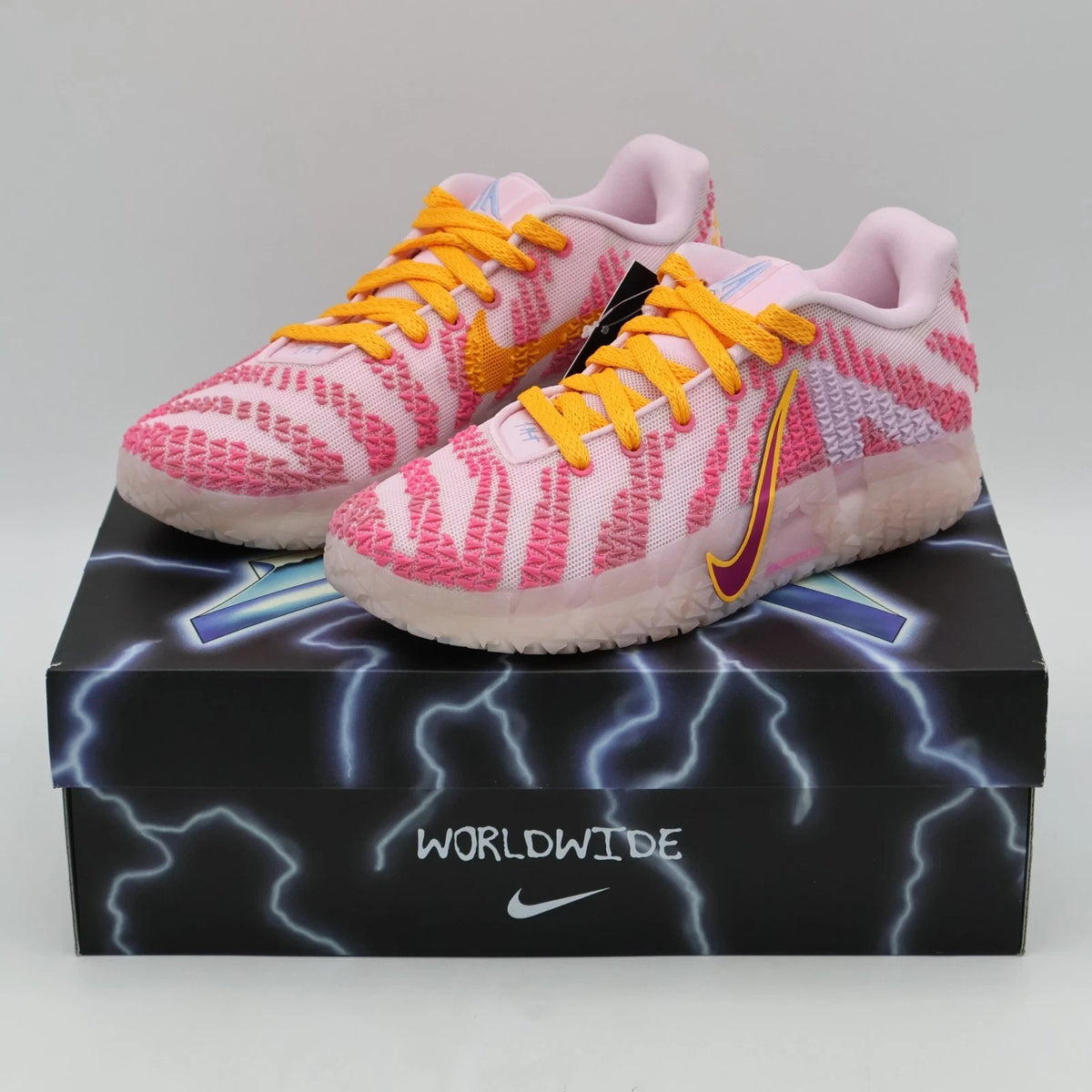 HF2794-601 Nike Ja 3 EP Valentineâs Day Hyper Pink Foam Silt Red Sundial (Men's)