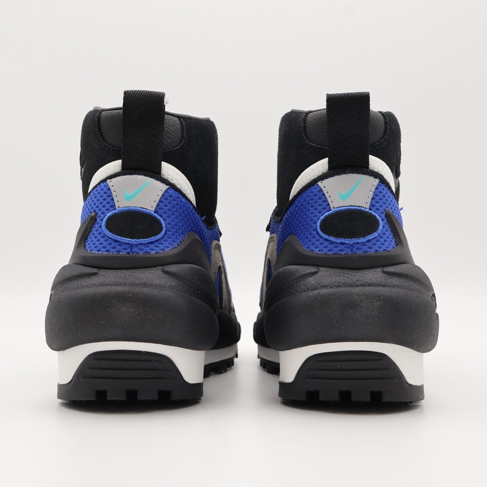 FN0563-400 sacai Nike Magmascape Varsity Royal (Men's)