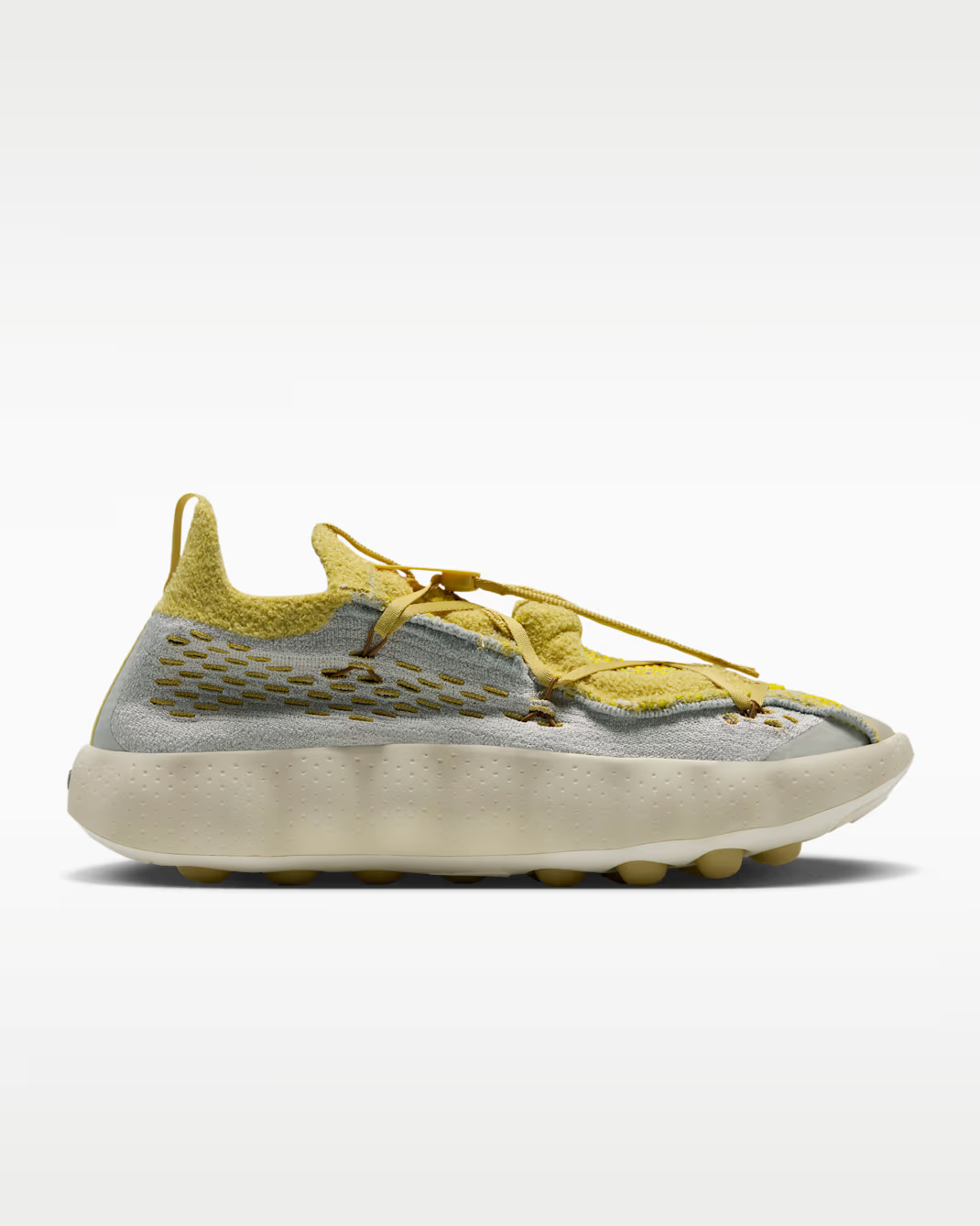 IR2176-003 Nike Mind 002 Flyknit "Light Bone/Saturn Gold" (Men's)